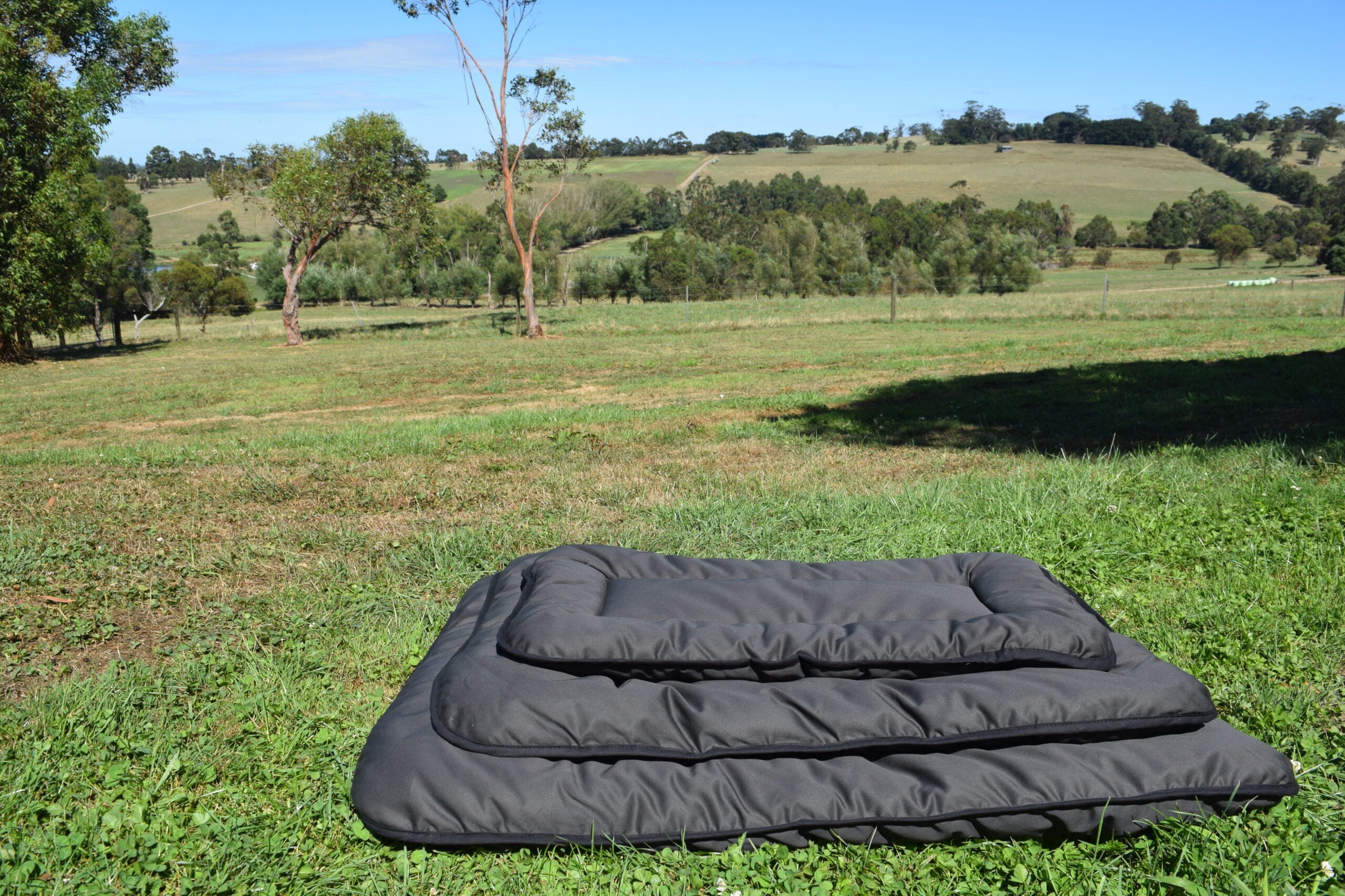 Pure Wool Washable Pet Beds - Small 45cm x 45cm / Ironbark (Dark Brown)